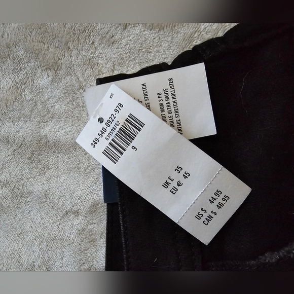 NWT Hollister Ultra High Rise Mom Short - Picture 2 of 4